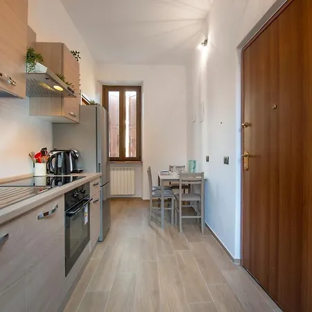 Cantikhouse - Free Wifi & Smartv Apartment Verona
